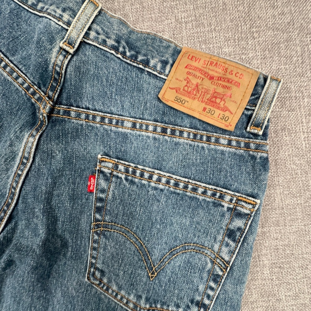 Vintage Levis 550 Relaxed Fit Jeans Mens 30x30 Blue Tapered Leg Baggy Y2K Denim